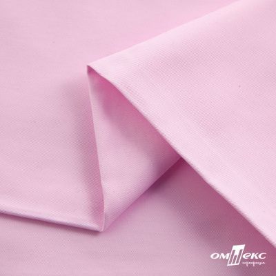 Ткань сорочечная Альто, 115 г/м2, 58% пэ,42% хл, окрашенный, шир.150 см, цв. 2-розовый (арт.101) - купить в Новочебоксарске. Цена 306.69 руб.